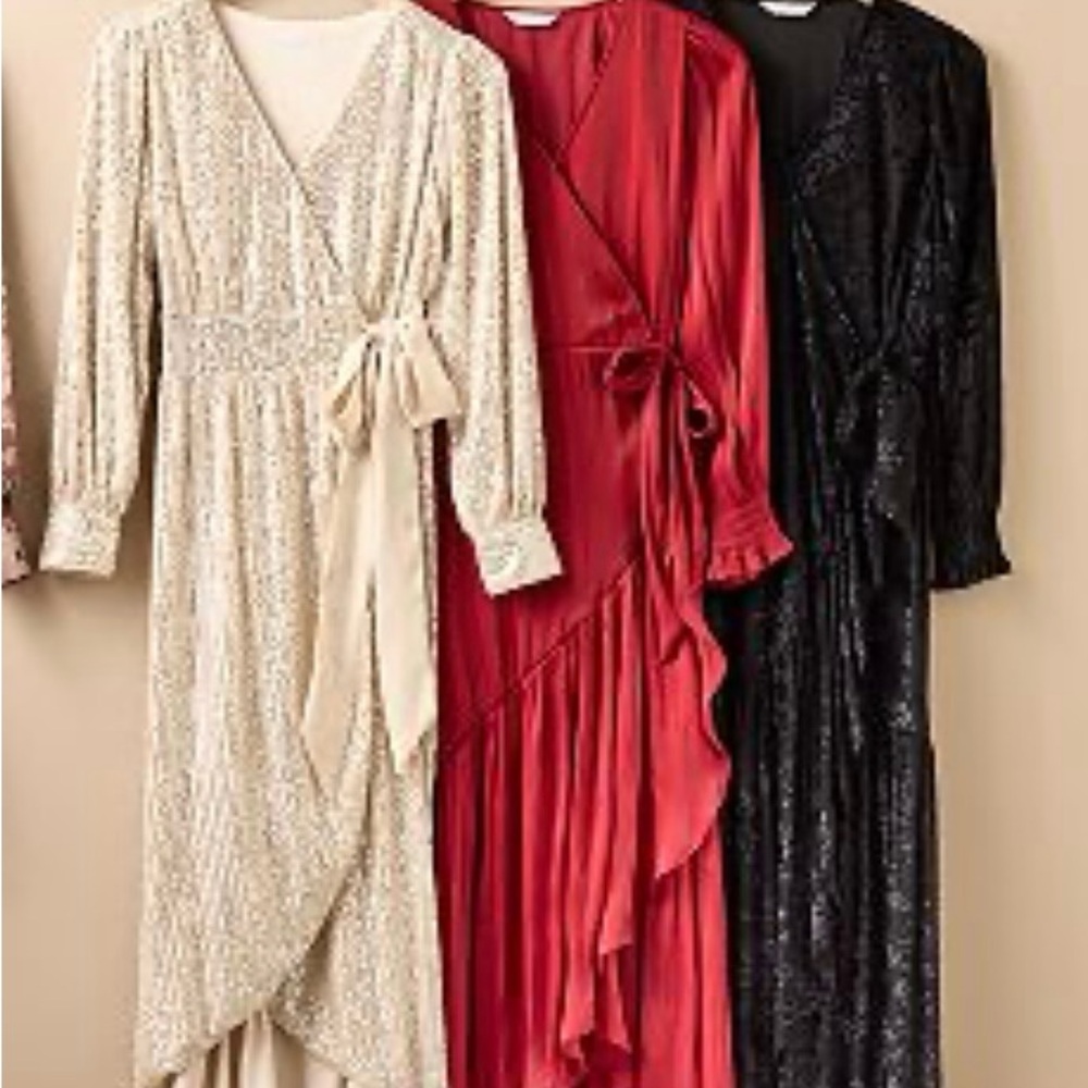 NWT Ladies Gold Sequin wrap Dress LAUREN CONRAD XS